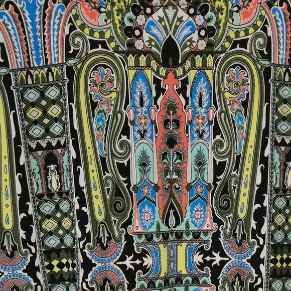 3X Tunic Top, Lightweight, Multicolor Paisley Motif - Easy Wear - Picture 6 of 6